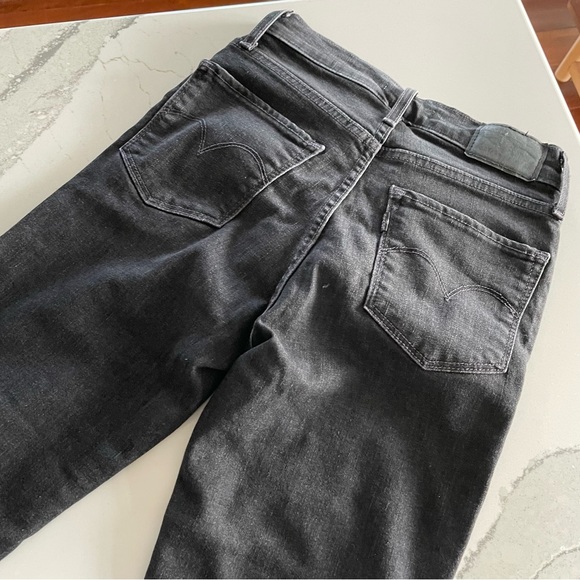 Levi's Sculpt High Rise Jeans - Picture 11 of 15